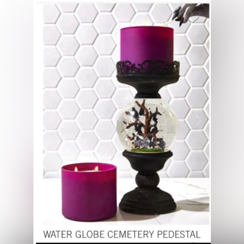 Bath and Body Works Graveyard light up candle holder